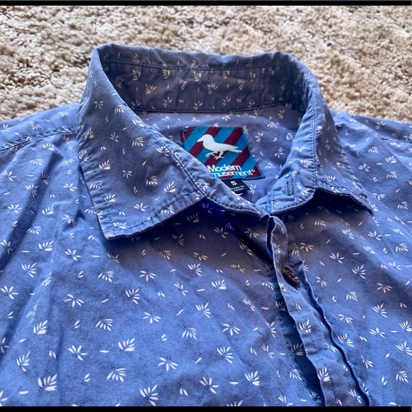 Modern Amusement Short Sleeve Button Down Shirt - Picture 4 of 6